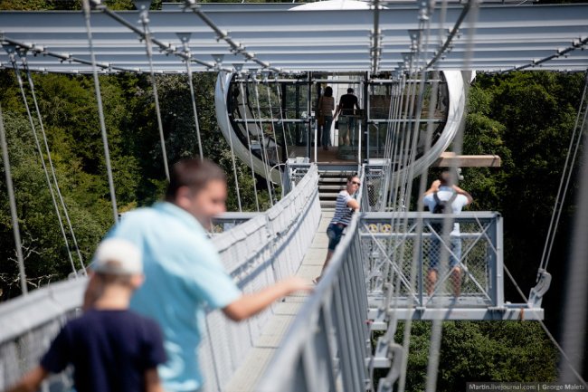 Как выглядит самый длинный пешеходный подвесной мост