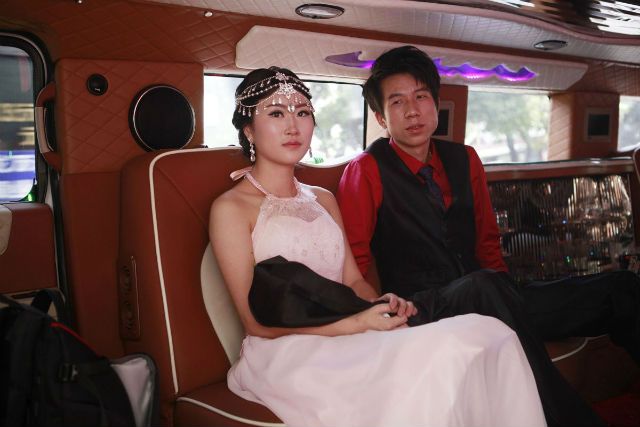 Щедрая свадьба двух китайских мажоров