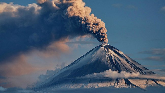 Вулканы России, извергавшиеся за последние 10 лет