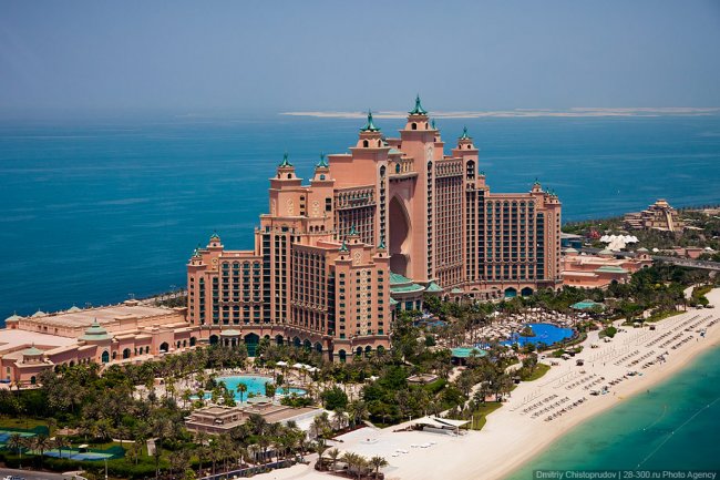 Отель Атлантис в Дубае на острове Пальма Джумейра