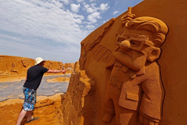 Крупнейший фестиваль песчаных скульптур в Бельгии