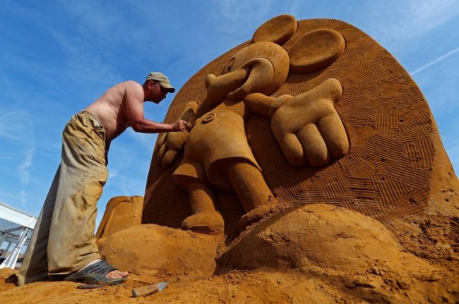 Крупнейший фестиваль песчаных скульптур в Бельгии