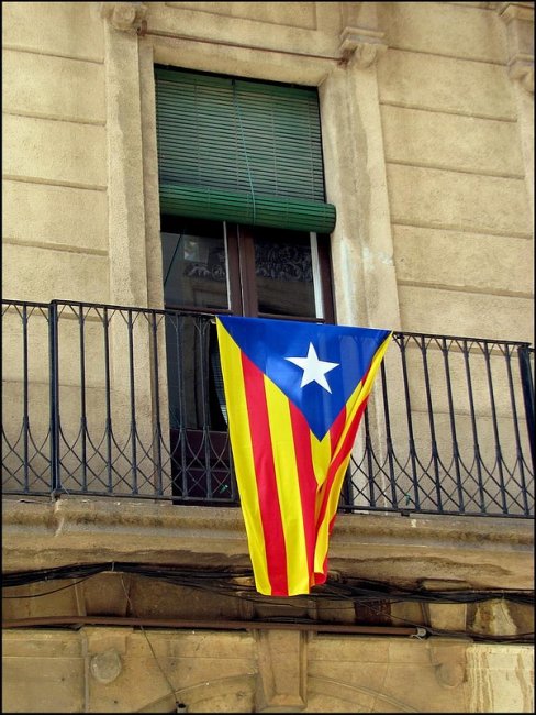 Чего лучше не делать в Барселоне (10 фото)