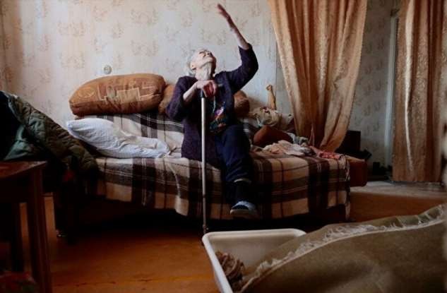 В Челябинске старую хрущевку с пенсионерами затопило кипятком (5 фото)