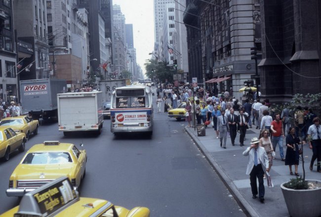 Улицы мира 40 лет назад