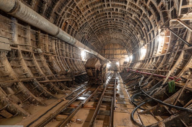 Какое метро строят в Москве
