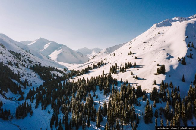 Зимний Кыргызстан — страна небесных гор