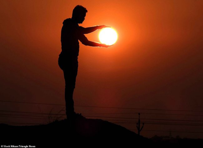 Как поймать руками солнце