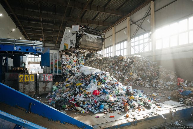 Откуда столько мусора и нужно ли его сортировать?