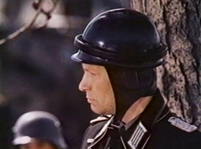 Почему немецкие танкисты во время Второй мировой войны не носили шлемофоны