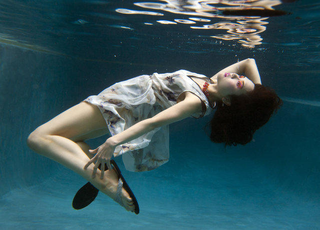 Подводные фото журнала "Сан"